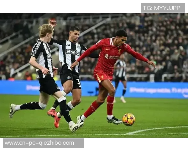 纽卡斯尔主场迎战曼联双方争夺英超积分榜关键战役